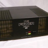 [POWER] のプリントが特徴的なkit製品です。
