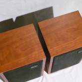 製品を上部から見た写真です。片方の天面後部に一ヶ所打痕があります。