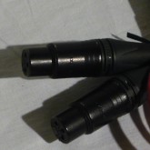 input 側は neutrik NC3FXX-B です。