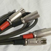 XLR プラグは ITT 製です。