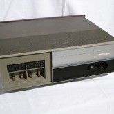 製品背面部です。製品外観は非常に良い状態です。