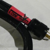 AC plug 部の拡大写真です。