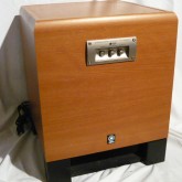 AV に好適のサブウーファーです。
