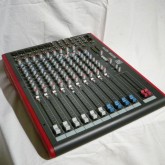 ポータブルとしても好適な 2ch truck down mixer です。