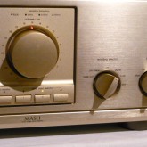 digital inputs が多数装備されているのが特徴です。