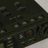 メカニカルなデザインですが、高い操作性が確保されています。