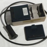 吸引ポンプは単２電池×２で駆動します。