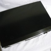 製品上部に４箇所設置痕があります。その他に目立つ傷などは少なめです。