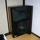 見下ろすようなアングルで撮影しました。(Rch)