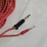 ケーブル端末はこの機器用の端子加工済です。