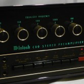 5-bands トーンコントロールが装備されています。