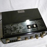 製品上面です。後角部に塗装のダメージがあります。