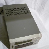 製品には傷・使用感などがあります。