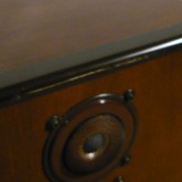 片方には傷があります。
