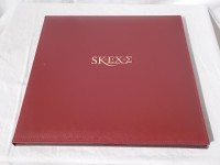 アナログレコードに帯電した静電気を除去するアイテムです。