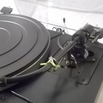 Thorens TD-320(BK) / SME 3009R analog disc player