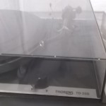 Thorens TD-320(BK) / SME 3009R analog disc player