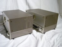 製品横部です。２台とも外観はよい状態が保たれています。