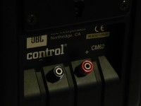 ターミナルはバナナ端子対応です。